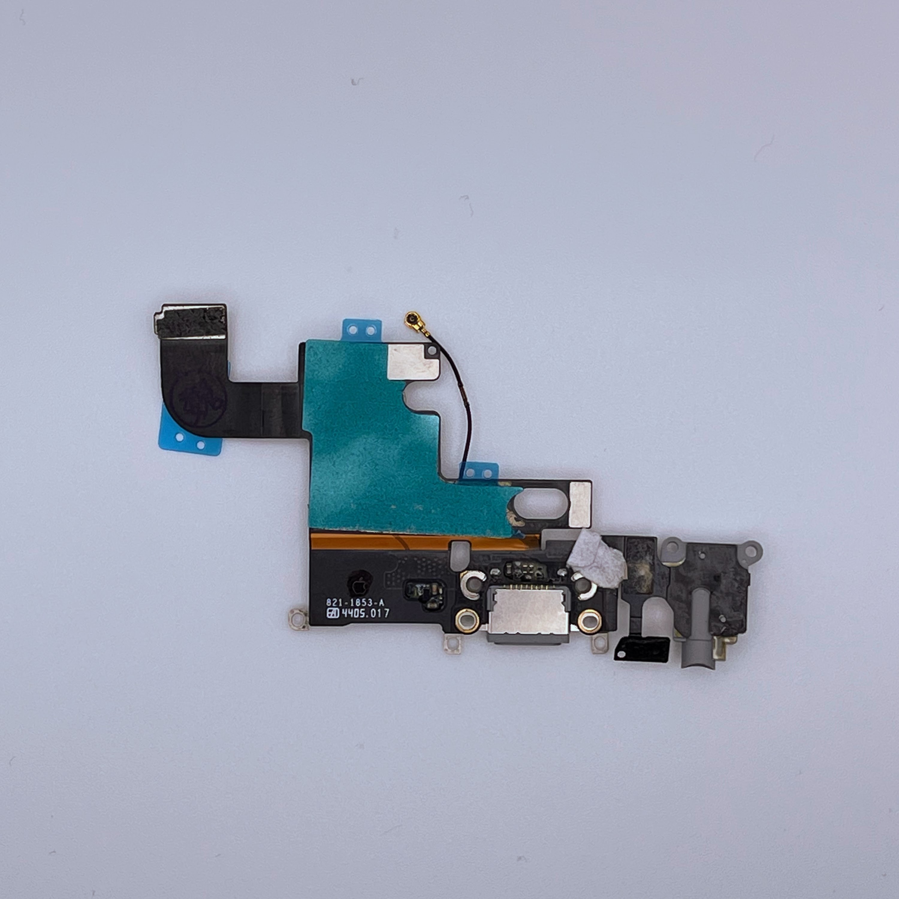 Нижний шлейф iPhone 6 с портом зарядки, разъемом наушников и микрофоном black, Original