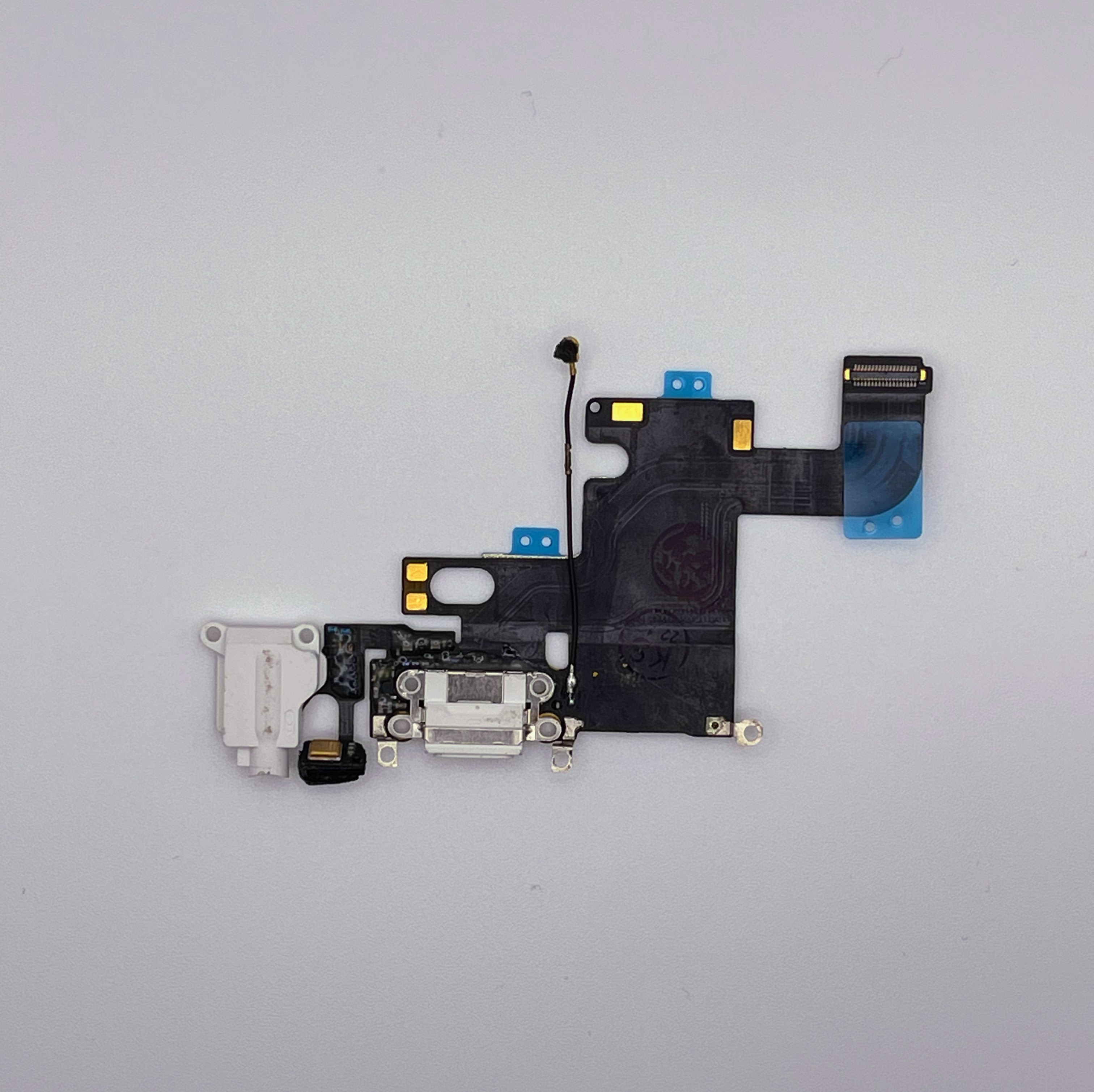 Нижній шлейф iPhone 6 з портом зарядки, роз'ємом навушників та мікрофоном white, Original