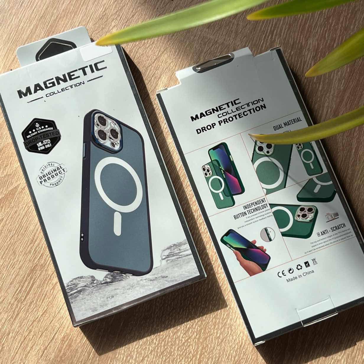 Чохол Matte MAGNETIC for iPhone 15 with MagSafe deep purple