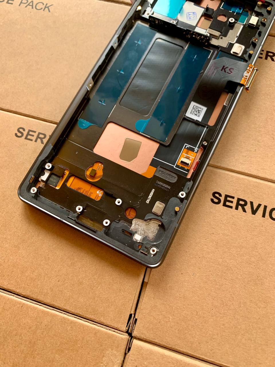 Дисплей Google Pixel 7A black, с рамкой, OLED
