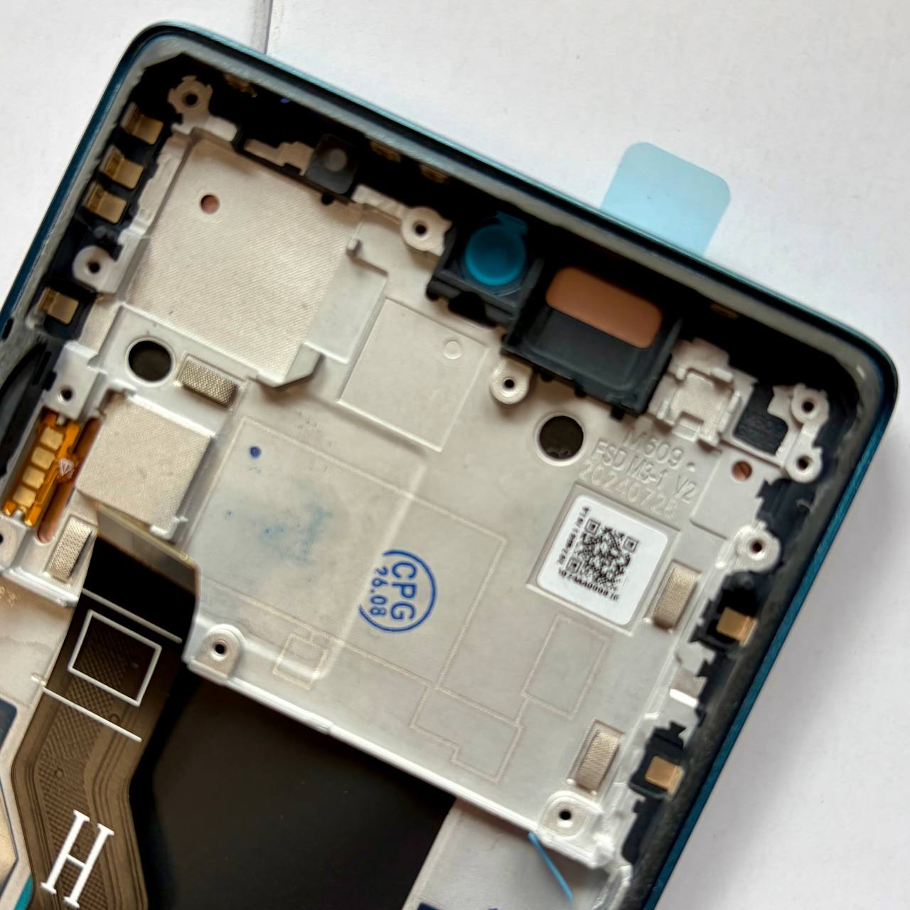 Дисплей Motorola Moto Edge 50 Fusion blue, с рамкой, Original Self Welded